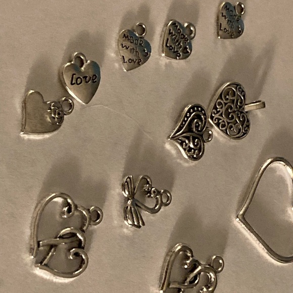 Lot of 11 charms/pendants heart theme - Picture 2 of 8